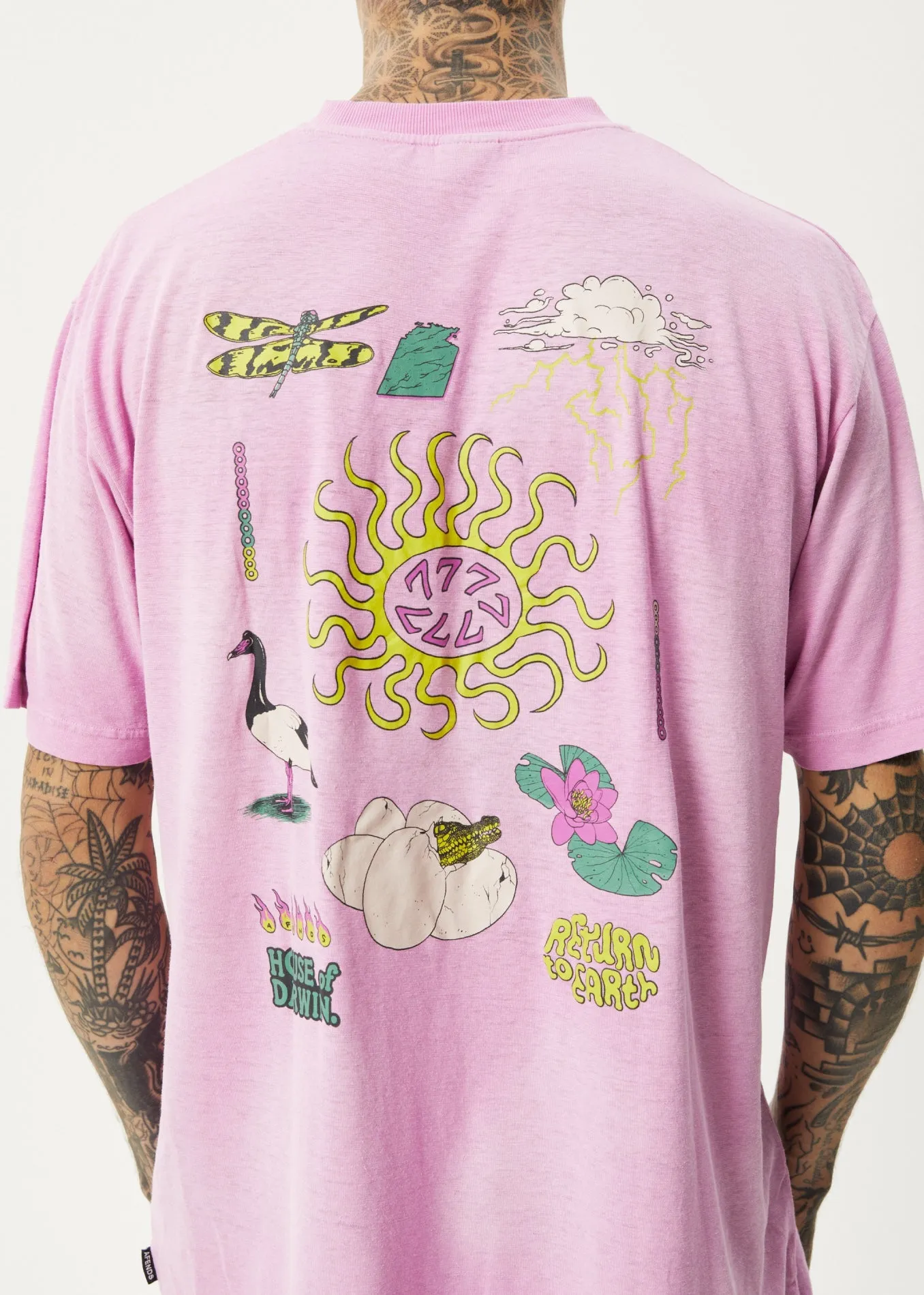 AFENDS Unisex Seasons - Unisex Boxy Graphic T-Shirt - Worn Candy